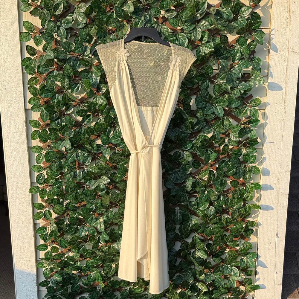 Vintage Stylish Cream Maxi Dress with Lace